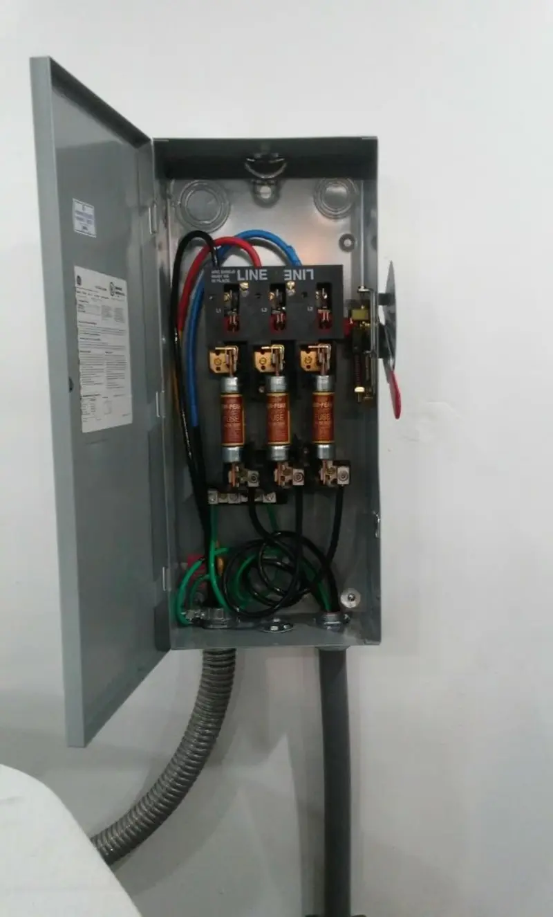 Three-phase disconnect switch installed for Electrical Wiring & Rewiring in Erwin